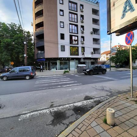 Skopje Centar Margarita Luxury Aprtment Appartement Buitenkant foto