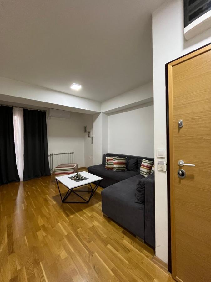 Skopje Centar Margarita Luxury Aprtment Appartement Buitenkant foto
