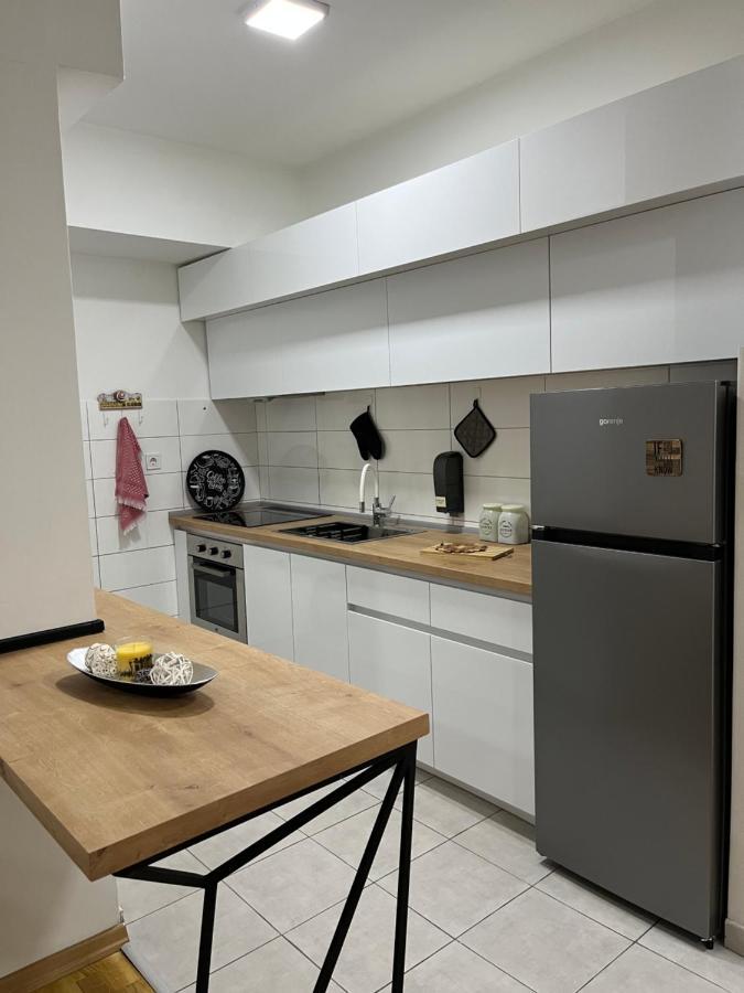 Skopje Centar Margarita Luxury Aprtment Appartement Buitenkant foto