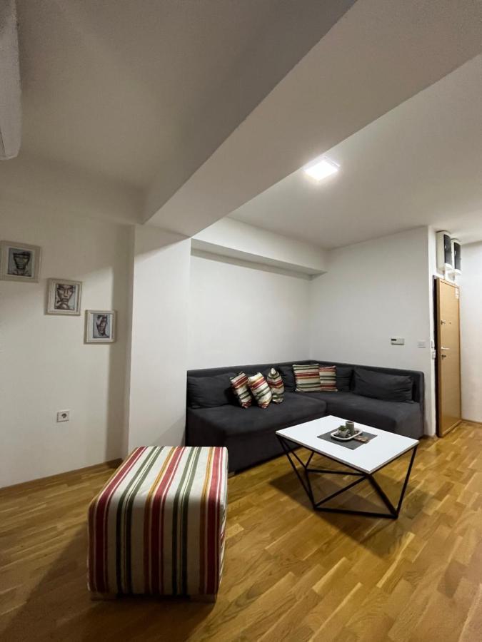 Skopje Centar Margarita Luxury Aprtment Appartement Buitenkant foto