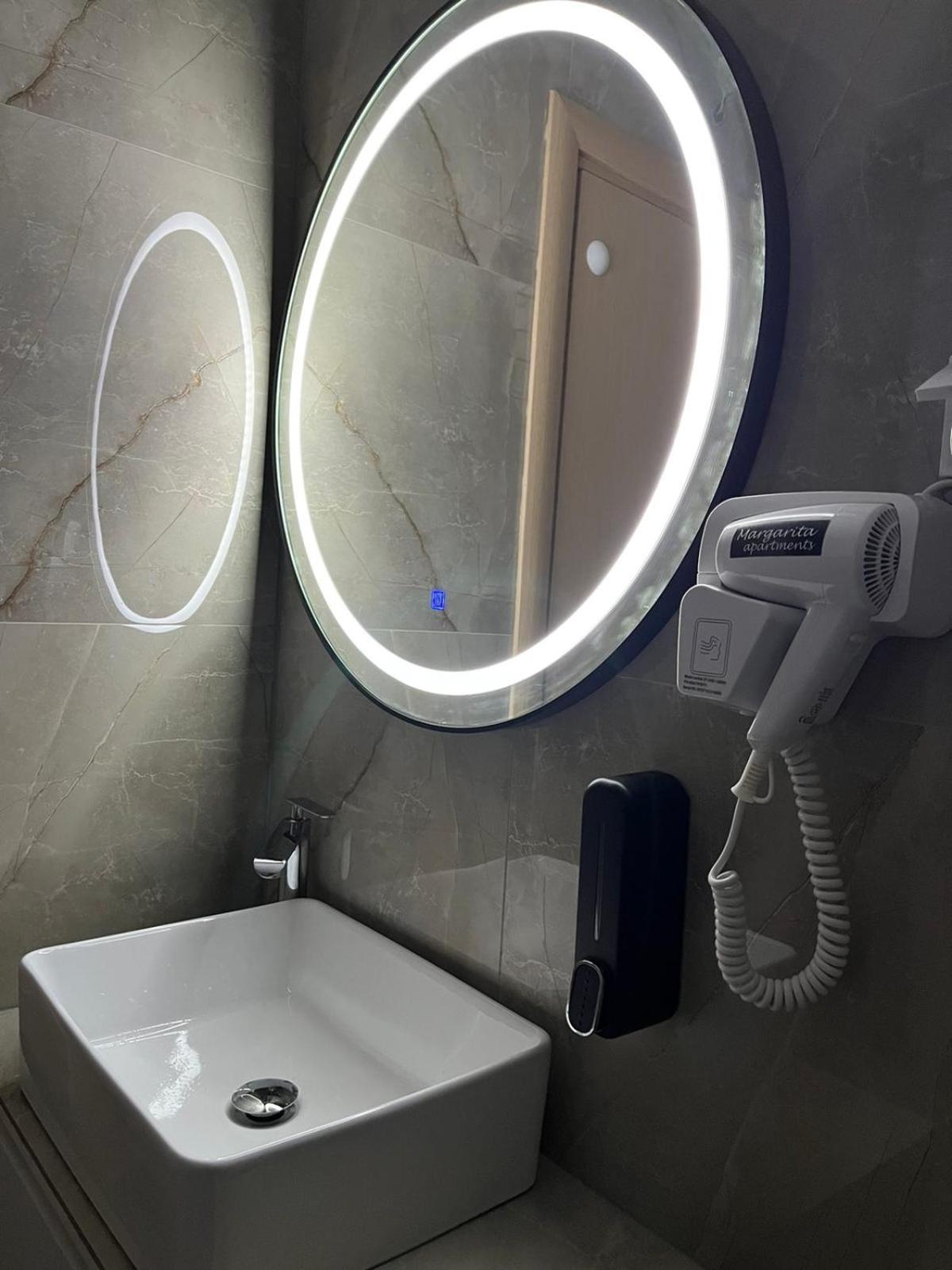 Skopje Centar Margarita Luxury Aprtment Appartement Buitenkant foto