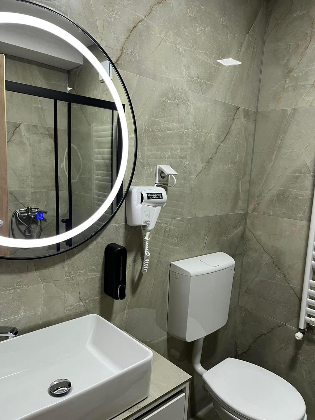 Skopje Centar Margarita Luxury Aprtment Appartement Buitenkant foto
